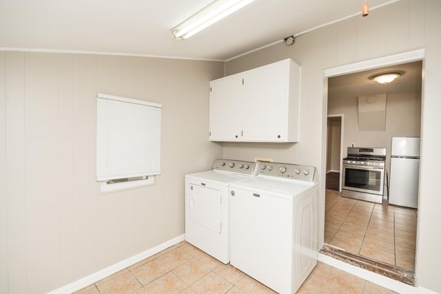 2103 N Jefferson Avenue, Springfield, MO 65803