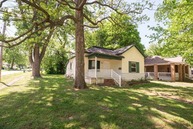 2103 N Jefferson Avenue, Springfield, MO 65803