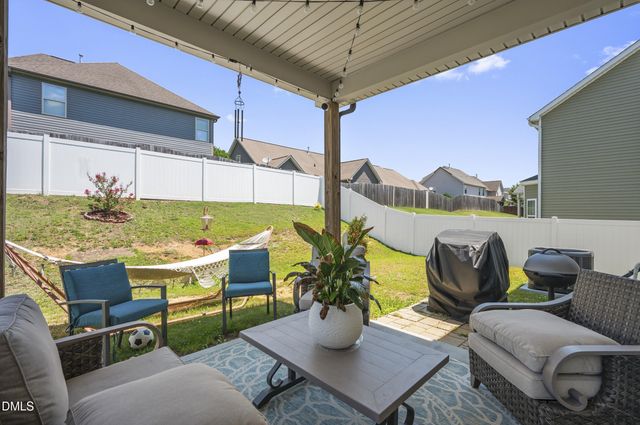 82 Green Willows Drive, Clayton, NC 27527