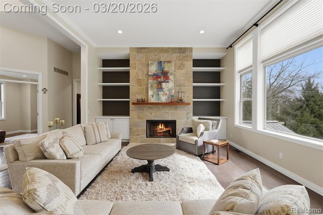 10487 Piedmont Drive, Brighton, MI 48114