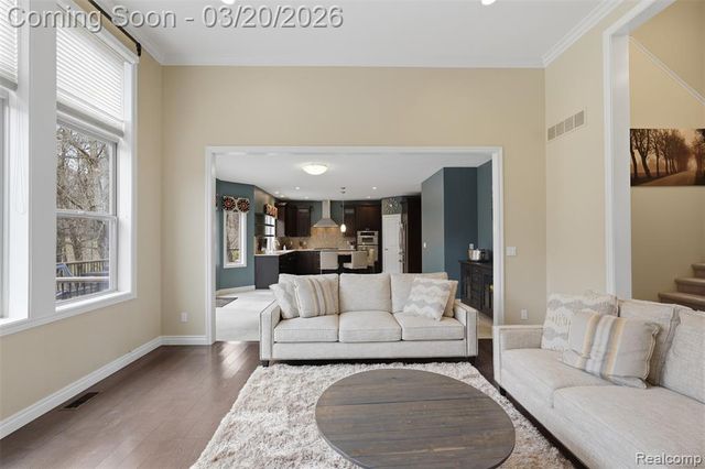 10487 Piedmont Drive, Brighton, MI 48114