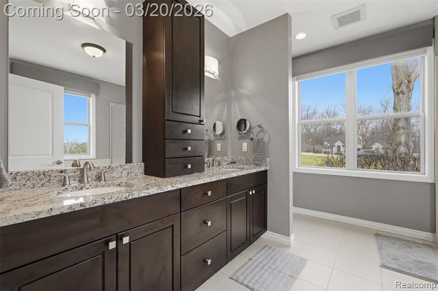 10487 Piedmont Drive, Brighton, MI 48114