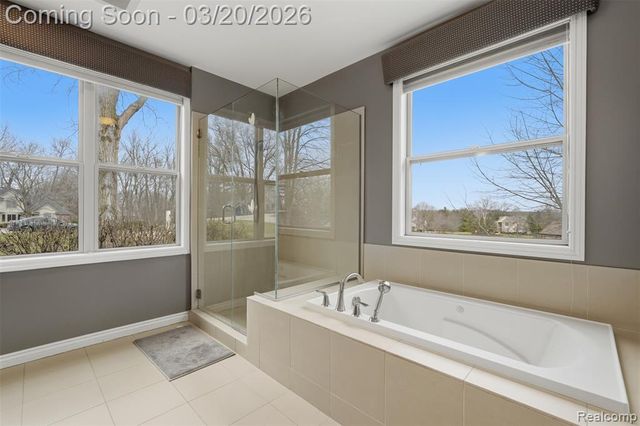 10487 Piedmont Drive, Brighton, MI 48114