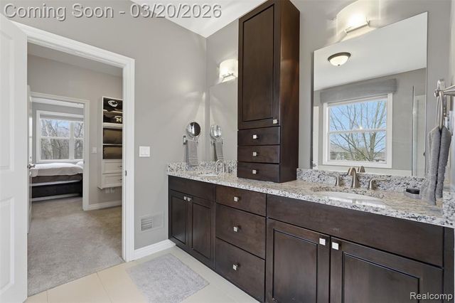 10487 Piedmont Drive, Brighton, MI 48114