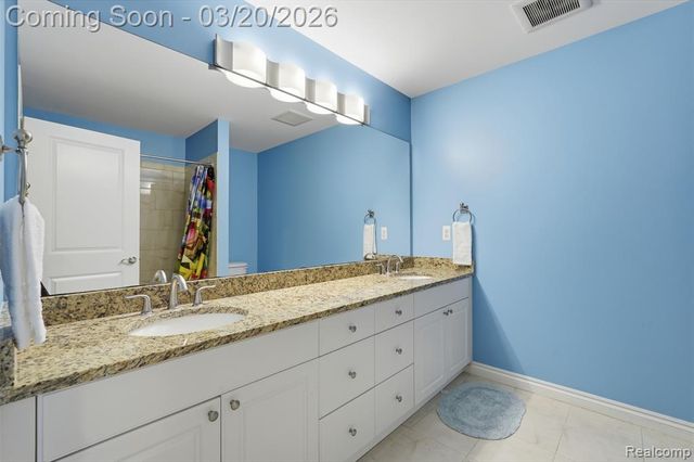 10487 Piedmont Drive, Brighton, MI 48114