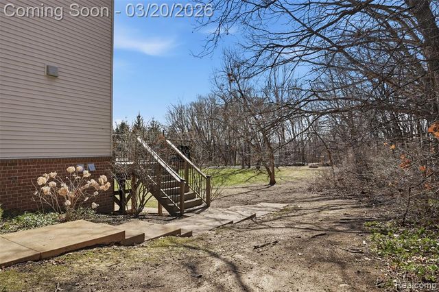 10487 Piedmont Drive, Brighton, MI 48114