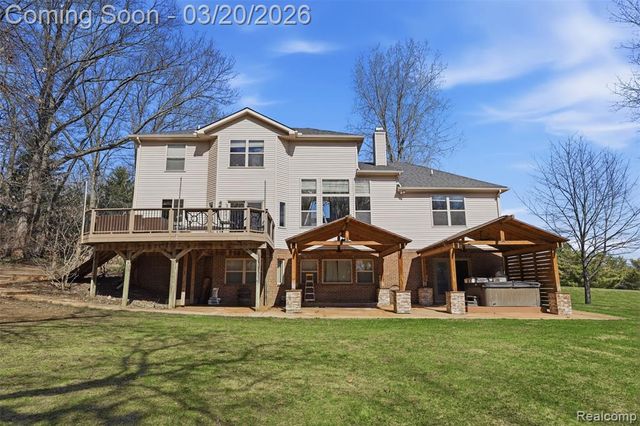 10487 Piedmont Drive, Brighton, MI 48114