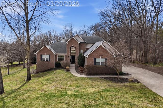 10487 Piedmont Drive, Brighton, MI 48114