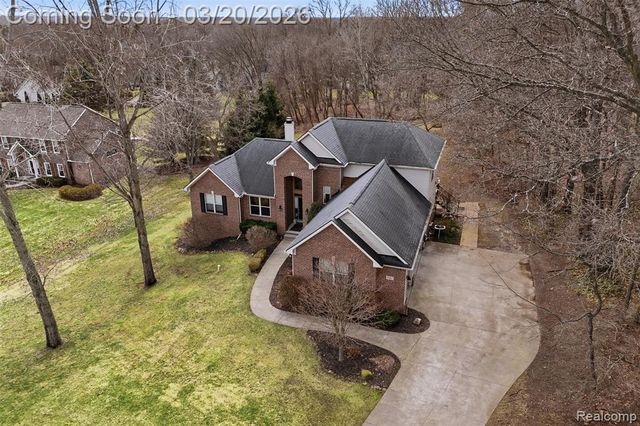 10487 Piedmont Drive, Brighton, MI 48114