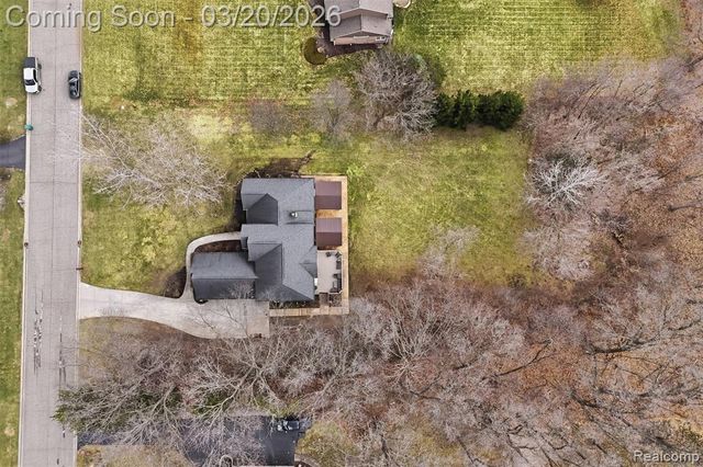 10487 Piedmont Drive, Brighton, MI 48114