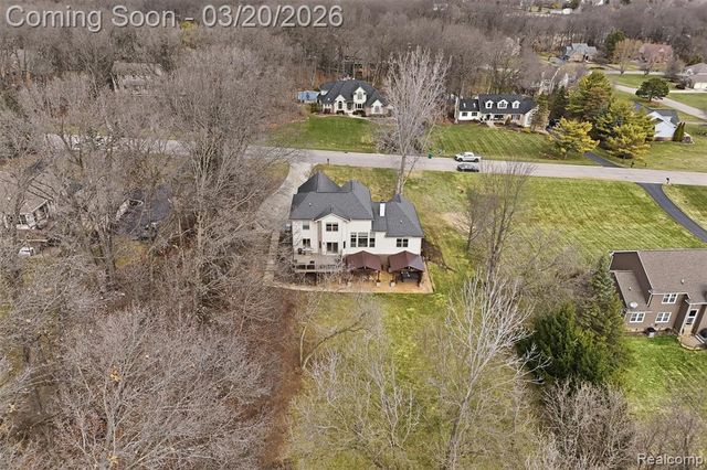 10487 Piedmont Drive, Brighton, MI 48114