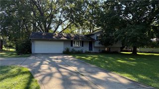 55 Maca Drive, Tallmadge, OH 44278
