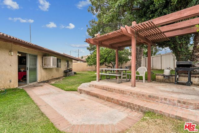 6731 30th Street, Jurupa Valley, CA 92509