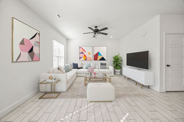 2081 Wildflower Drive, Centerton, AR 72719