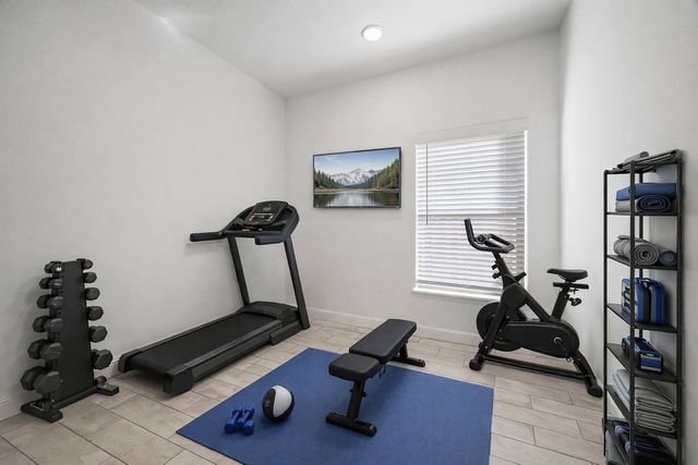 2081 Wildflower Drive, Centerton, AR 72719