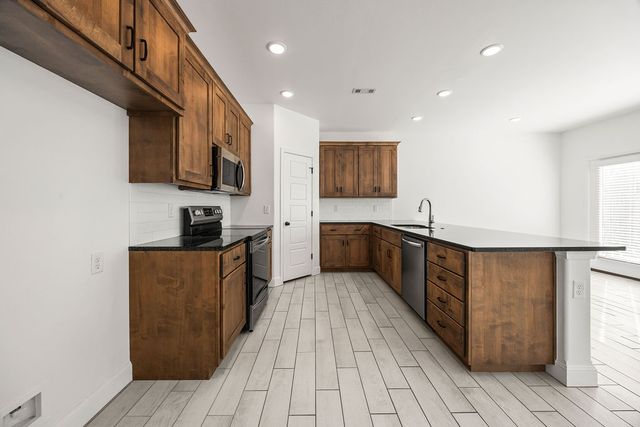 2081 Wildflower Drive, Centerton, AR 72719