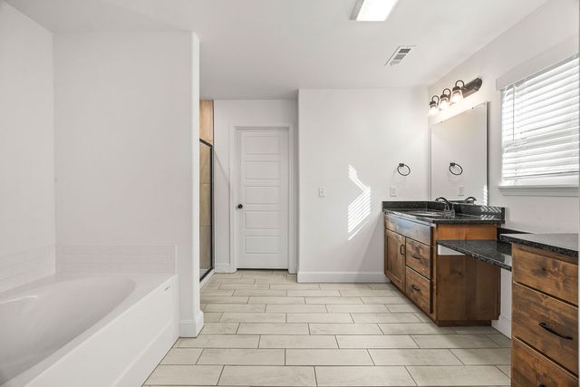 2081 Wildflower Drive, Centerton, AR 72719