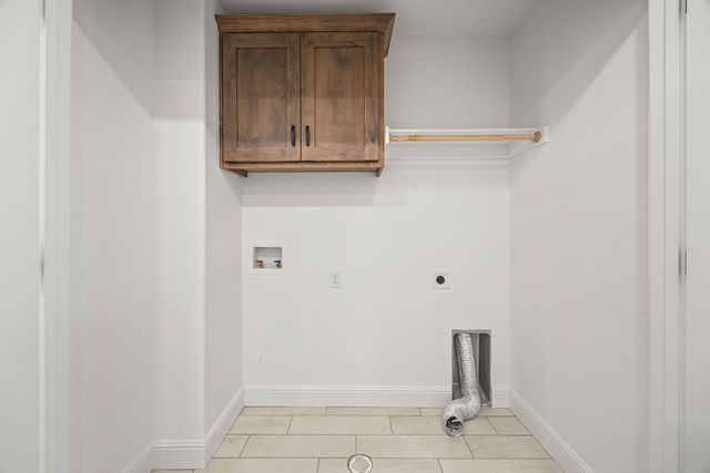 2081 Wildflower Drive, Centerton, AR 72719