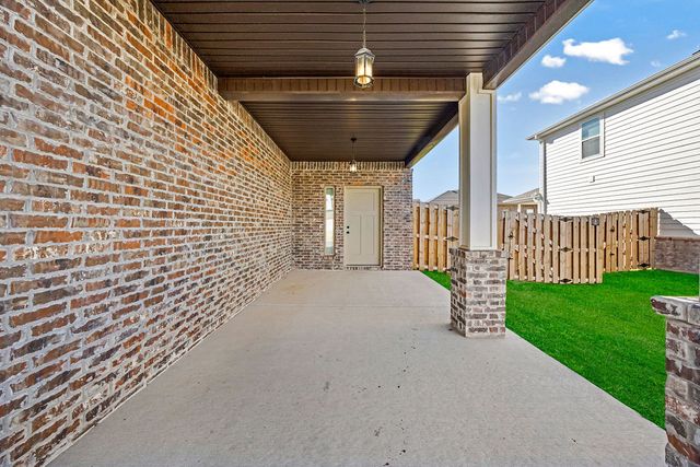 2081 Wildflower Drive, Centerton, AR 72719