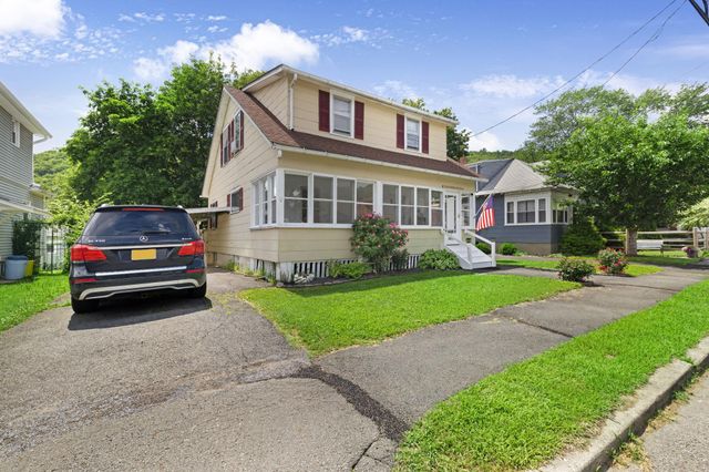 12 Reservoir Avenue, Port Jervis, NY 12771