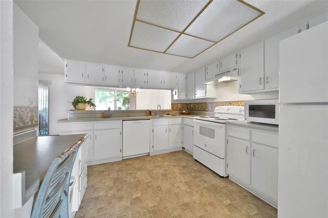 5005 Georgi Lane 155, Houston, TX 77092