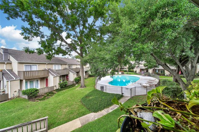 5005 Georgi Lane 155, Houston, TX 77092