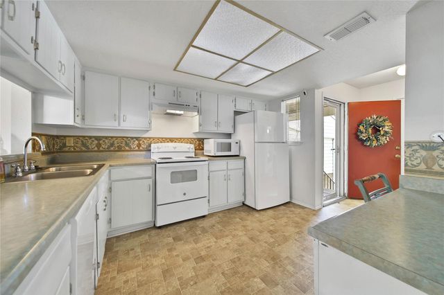 5005 Georgi Lane 155, Houston, TX 77092