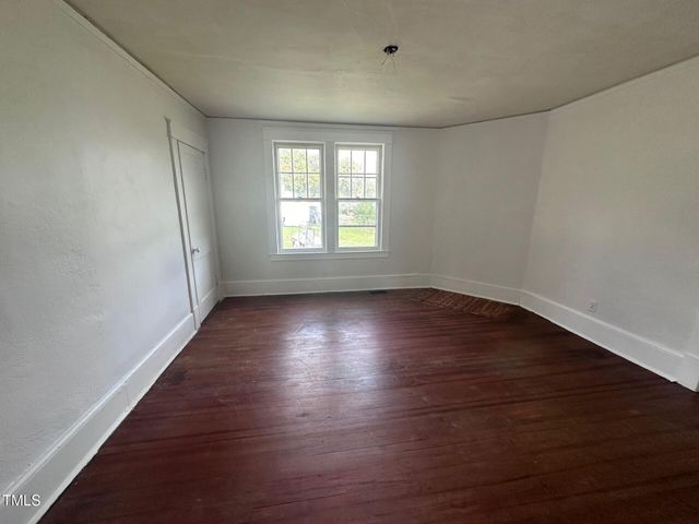 180 Hooper Avenue, Yanceyville, NC 27379