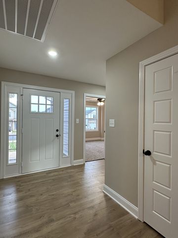 5 Hugh Hunter Rd, Oak Grove, KY 42262
