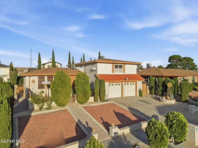 1372 ADABEL Drive, El Paso, TX 79936
