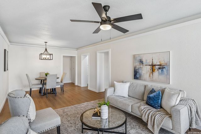 7701 Wurzbach Rd Apt 901, San Antonio, TX 78229