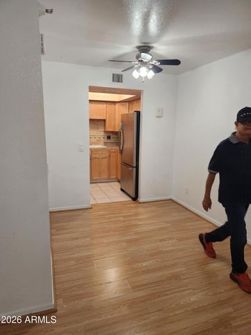 17 E RUTH Avenue 122, Phoenix, AZ 85020