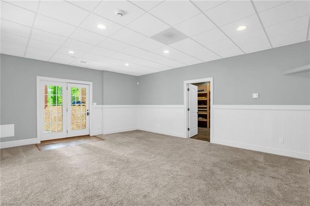 7821 Charles Place Drive, Kernersville, NC 27284