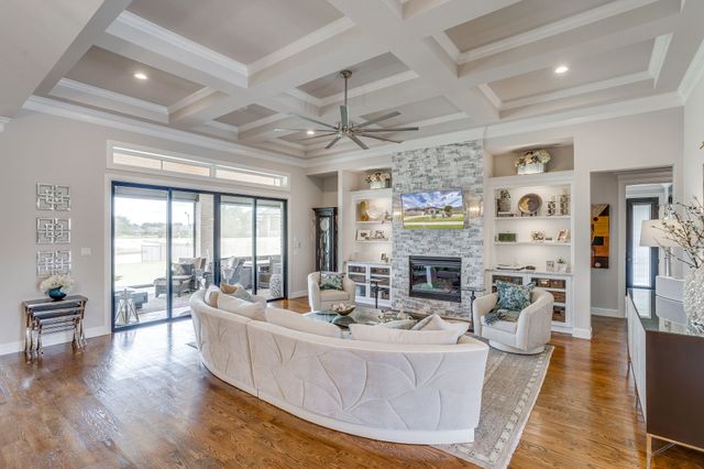 6343 Weatherby Road, Granbury, TX 76049