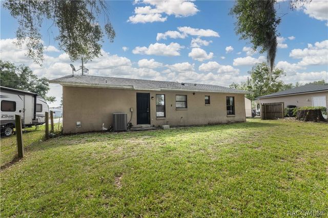 805 Pleasantdale Drive, Wildwood, FL 34785