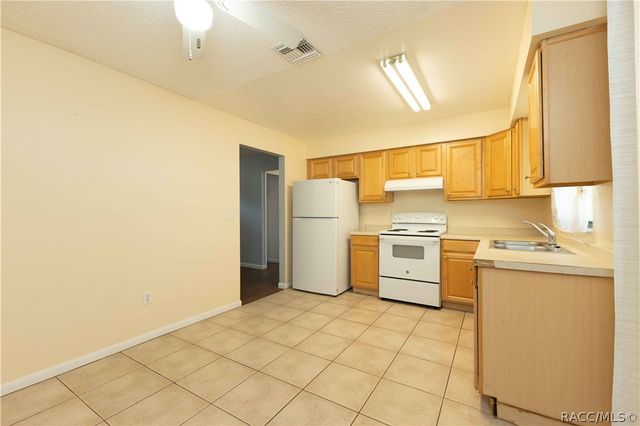 805 Pleasantdale Drive, Wildwood, FL 34785