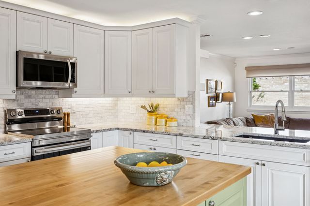 4008 Allencrest Lane, Dallas, TX 75244