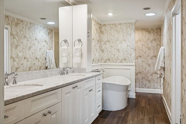 4008 Allencrest Lane, Dallas, TX 75244