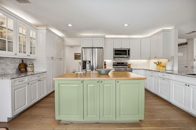 4008 Allencrest Lane, Dallas, TX 75244