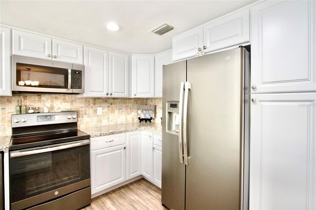 4221 TALL OAK LANE, New Port Richey, FL 34653