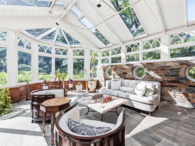 58 Cornwells Beach Road, Sands Point, NY 11050