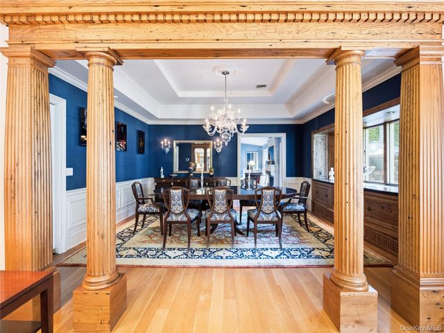 58 Cornwells Beach Road, Sands Point, NY 11050
