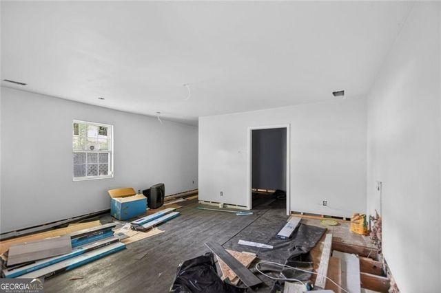 1315 Oakengate Drive, Stone Mountain, GA 30083