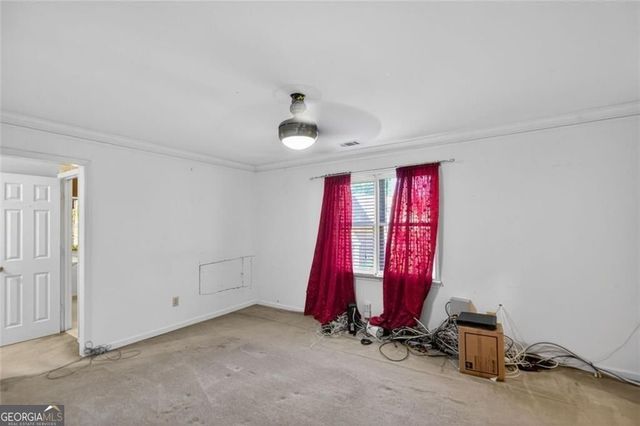 1315 Oakengate Drive, Stone Mountain, GA 30083