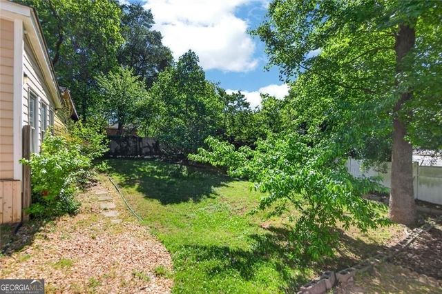 1315 Oakengate Drive, Stone Mountain, GA 30083