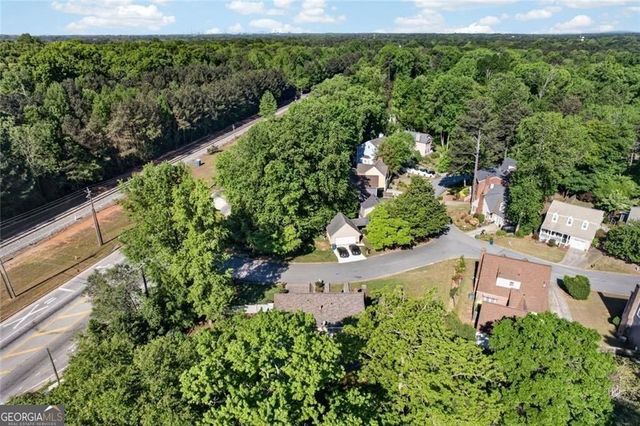 1315 Oakengate Drive, Stone Mountain, GA 30083