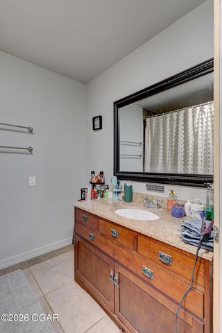 3224 W Junge Boulevard, Joplin, MO 64801