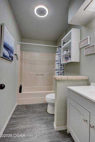 3224 W Junge Boulevard, Joplin, MO 64801