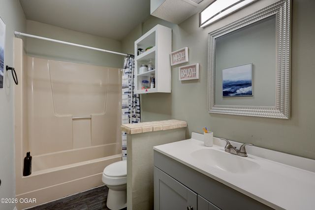 3224 W Junge Boulevard, Joplin, MO 64801