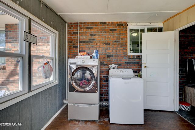 3224 W Junge Boulevard, Joplin, MO 64801